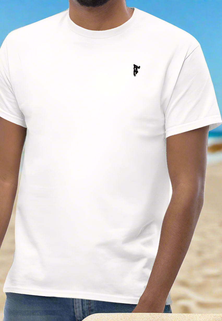 T shirt embroidered logo